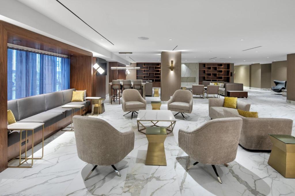 Crowne Plaza Toronto Airport by IHG - Resim 14