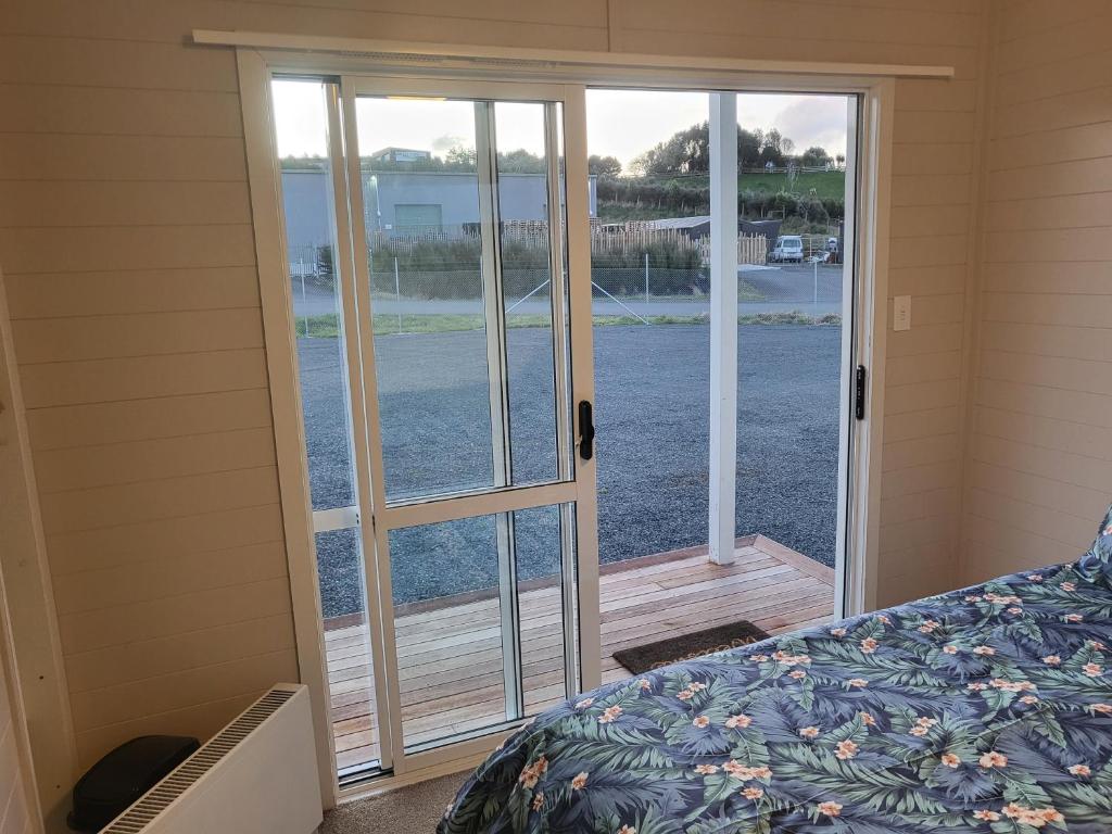 TradeStop Short-Term Accomodation - Resim 14