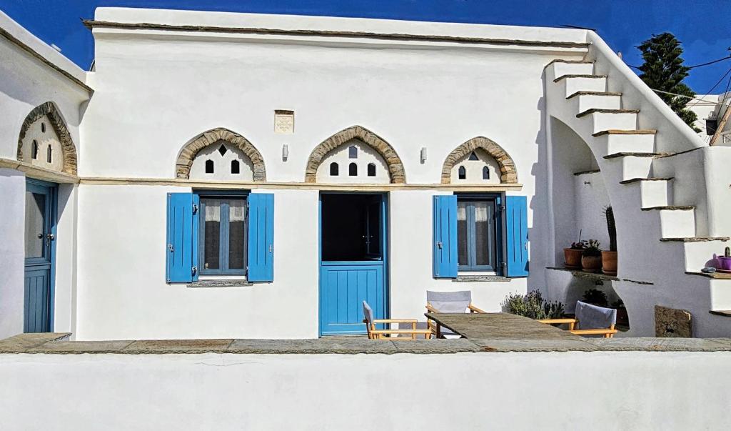 Tinoshomelidays Residences - Maison De Deux Chambres