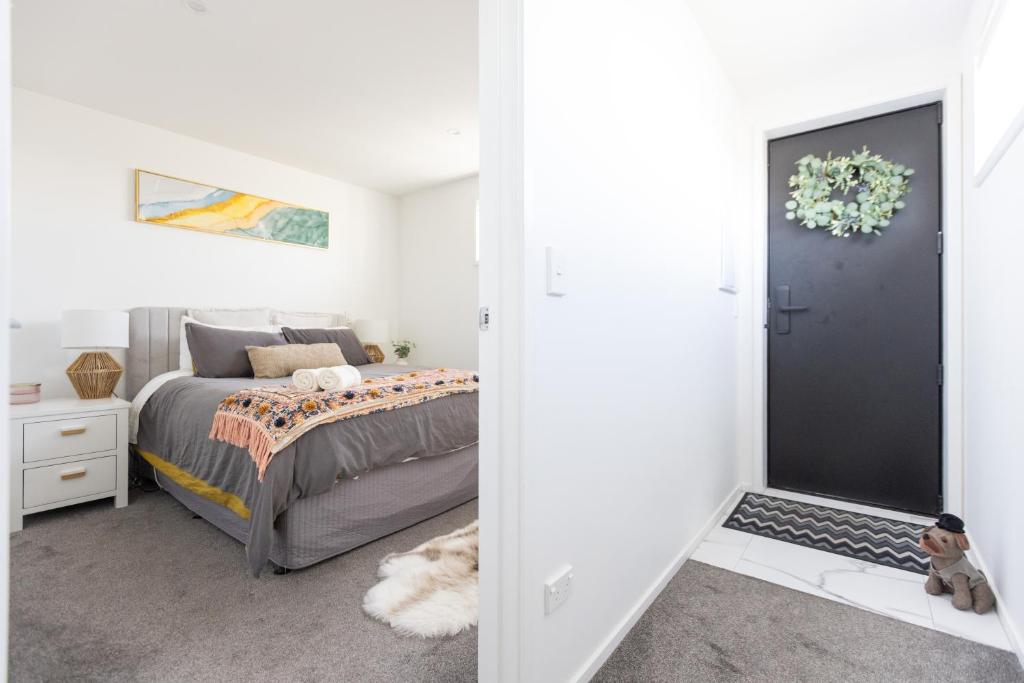 Luxury 1 Bed Apartment in CBD - Resim 16