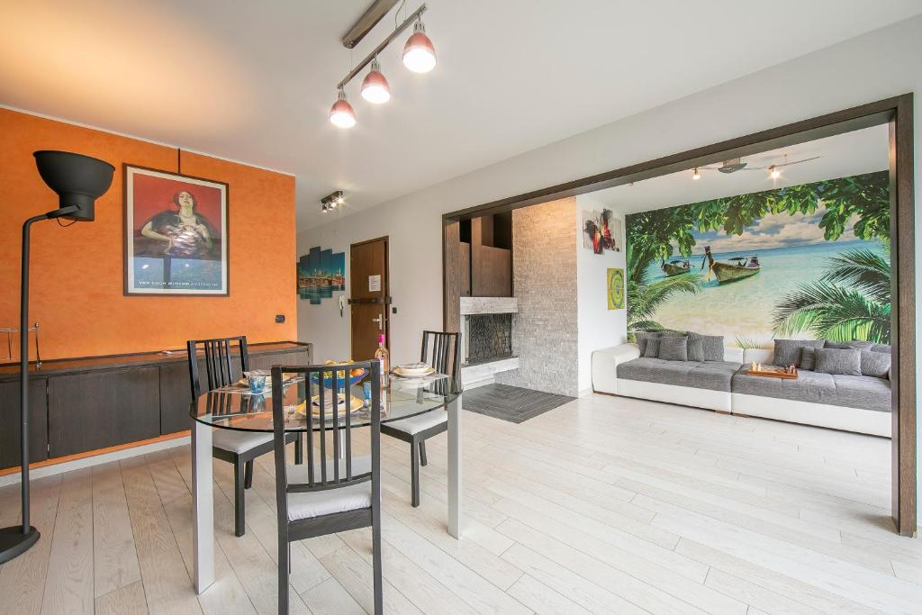 Posezení v ubytování Melide Apartments - Happy Rentals