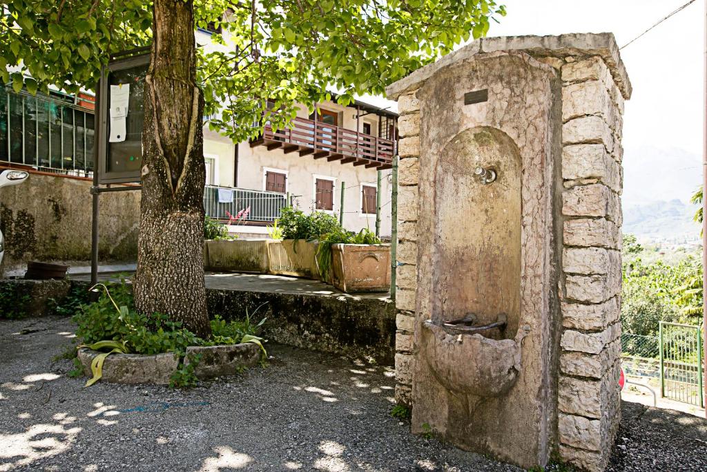 Ogród w obiekcie Casa Alla Grotta - Happy Rentals