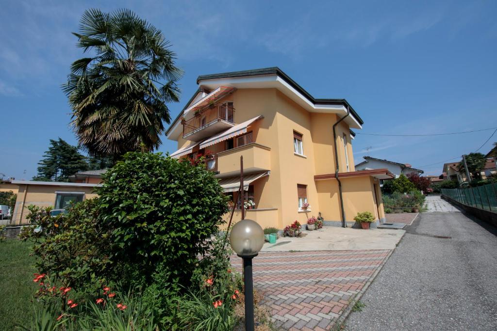 The building in which Az apartmant is located
