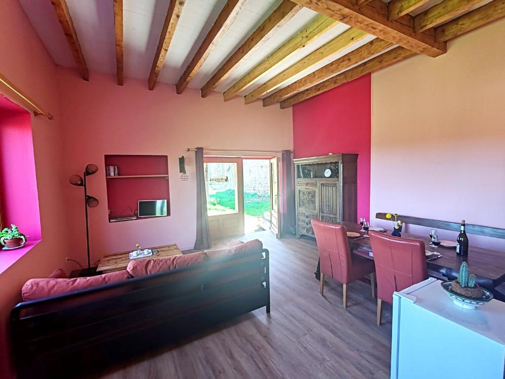 Kuchyň nebo kuchyňský kout v ubytování Auberge du Précontent