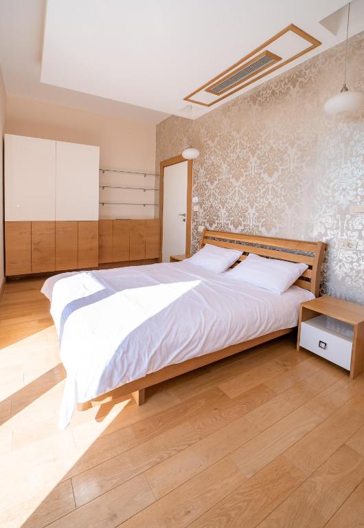 Postel nebo postele na pokoji v ubytování Villa Tivat Bay View