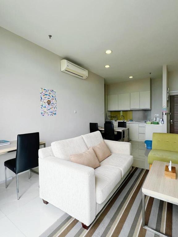 Fully furnished apartment opposite The Spring Mall, Kuching (updated