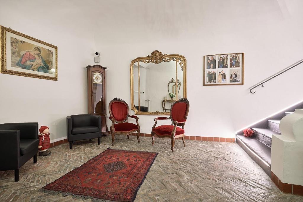 A seating area at Affittacamere San Teodoro