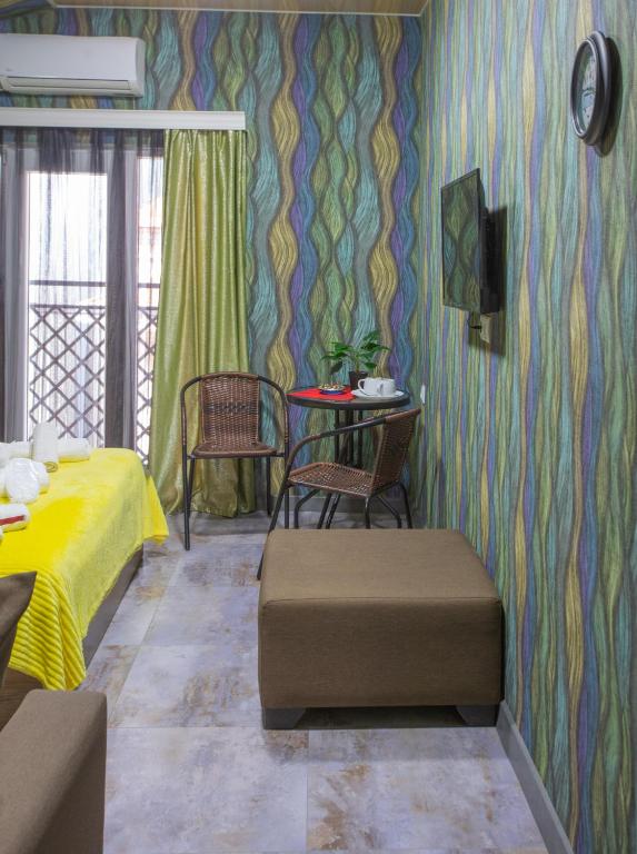 Hotel Homeland - 