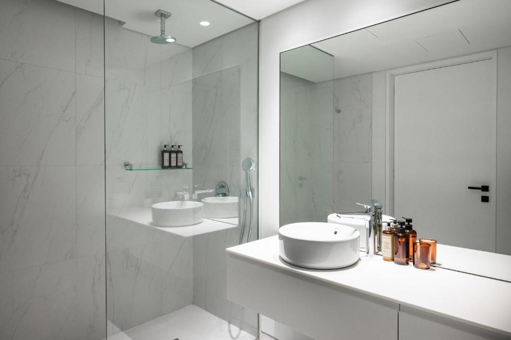 Mirabilis Apartments - LX Living - 7