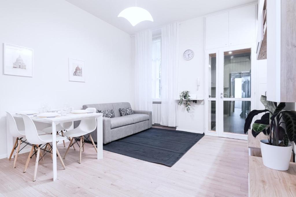Easylife - Milano - Giusti 5 - Sarpi
