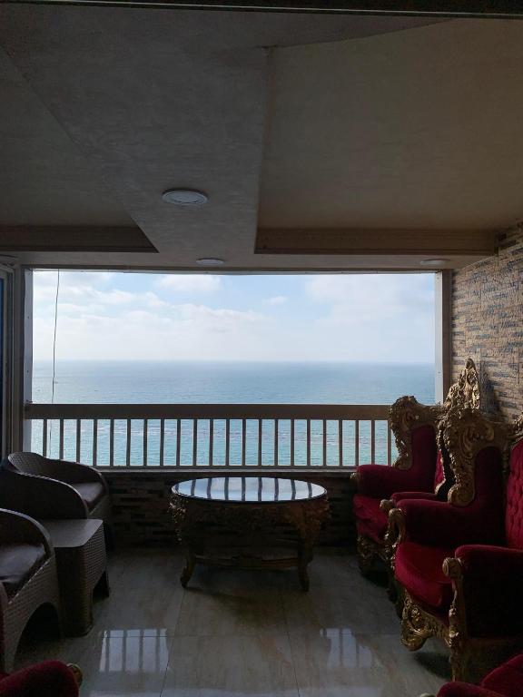 Fotografie z fotogalerie ubytování A luxury apartment in Alexandria v destinaci Alexandria