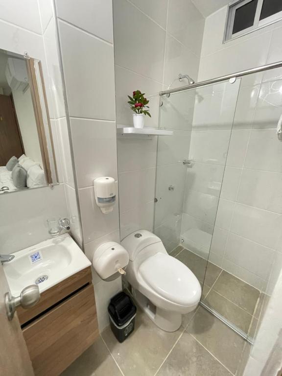 Bagno di Hotel Olam Deluxe Valledupar
