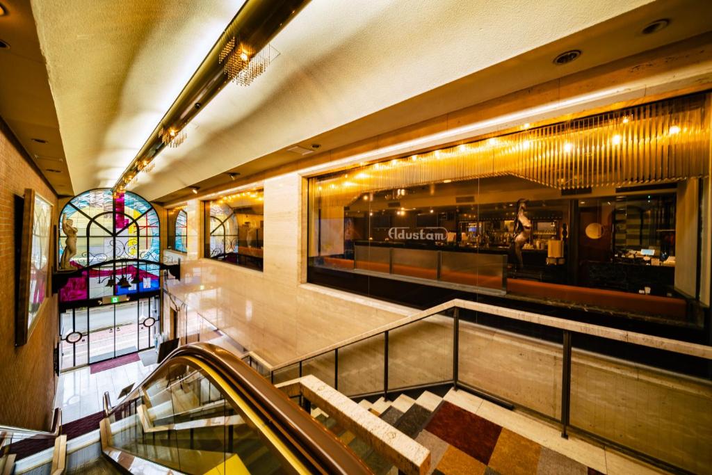 Restaurace v ubytování New Osaka Hotel
