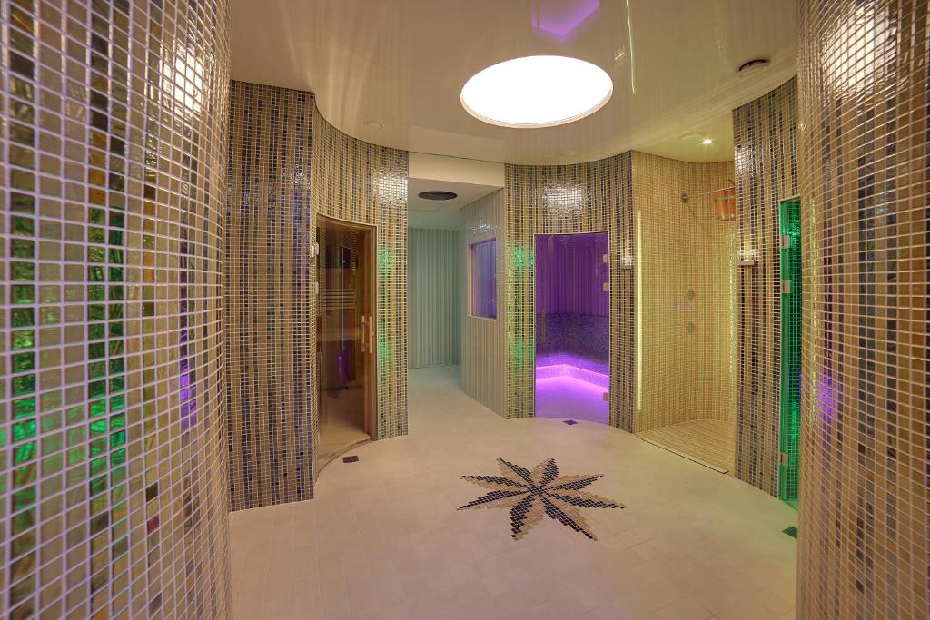 Luxury Spa Hotel Olympic Palace - Resim 18
