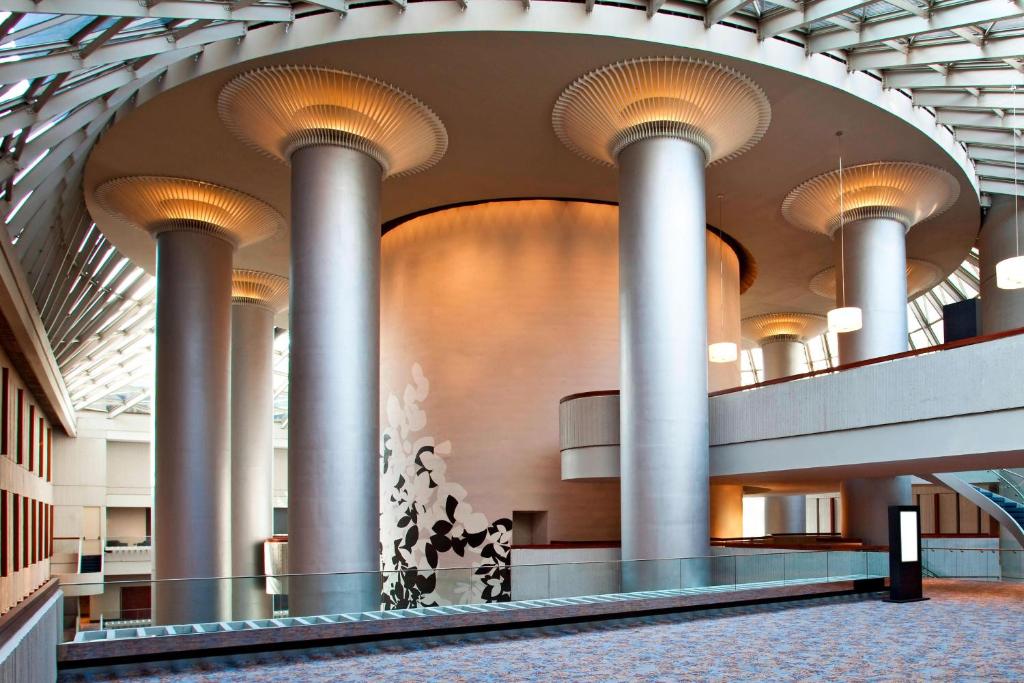 a large building with columns and a large ceiling at The Westin Peachtree Plaza, Atlanta in Atlanta