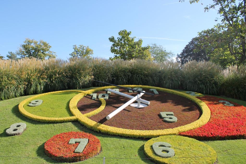 The Ambassador - Resim 40