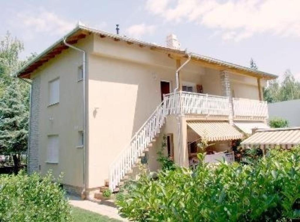 Ferienwohnung ist am Plattensee in Siofok 8600 Siófok, Berzsenyi Dániel Str. 18 kép - 1