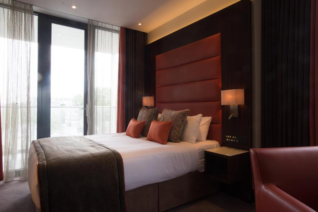 St George's Hotel - Wembley - Resim 10