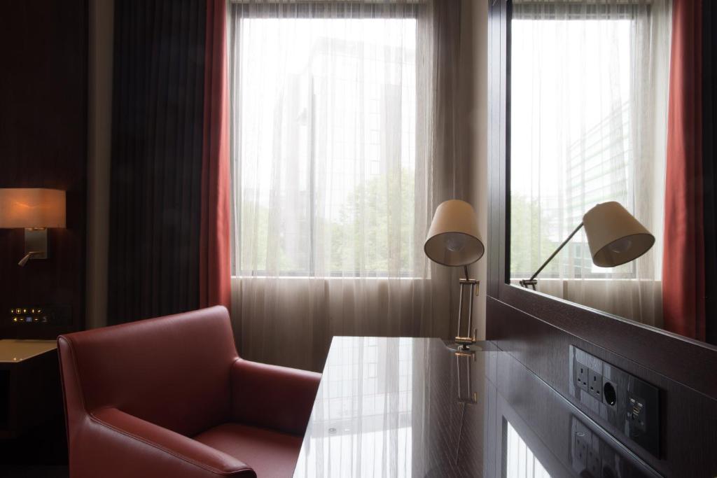 St George's Hotel - Wembley - Resim 19