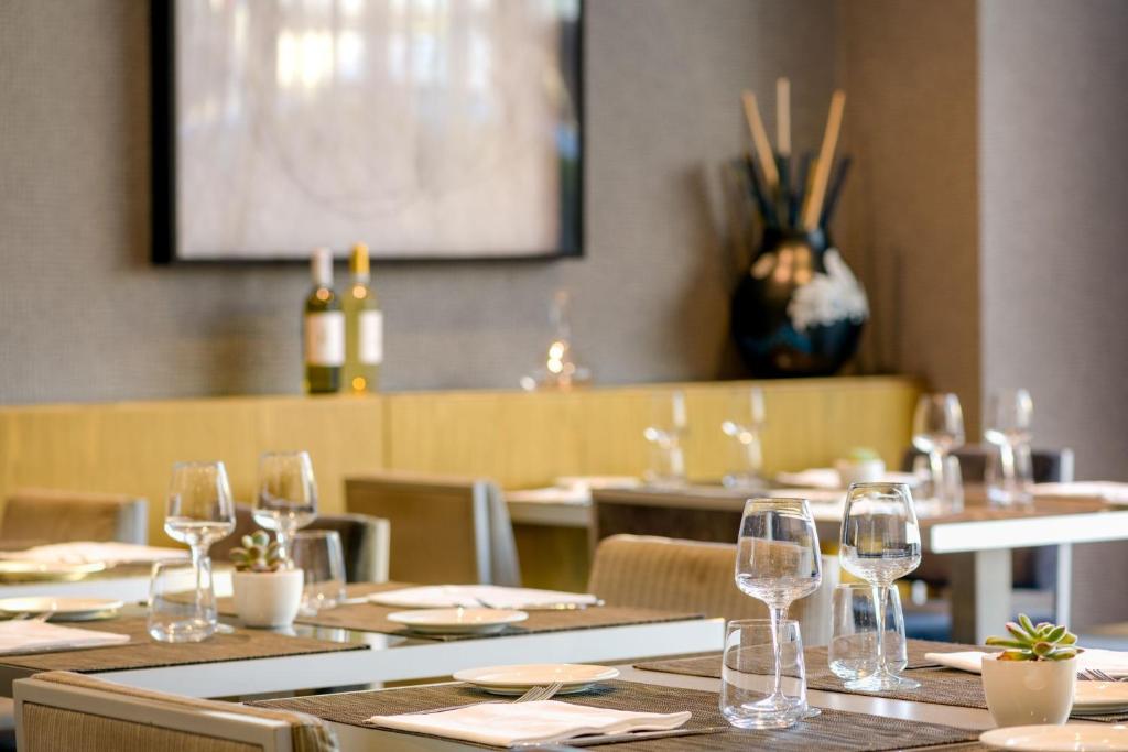 Restaurace v ubytování AC Hotel Vicenza by Marriott