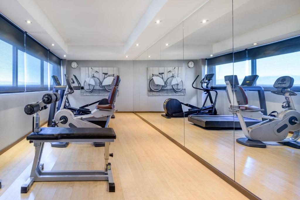 Fitness centrum a/nebo fitness zařízení v ubytování AC Hotel Vicenza by Marriott