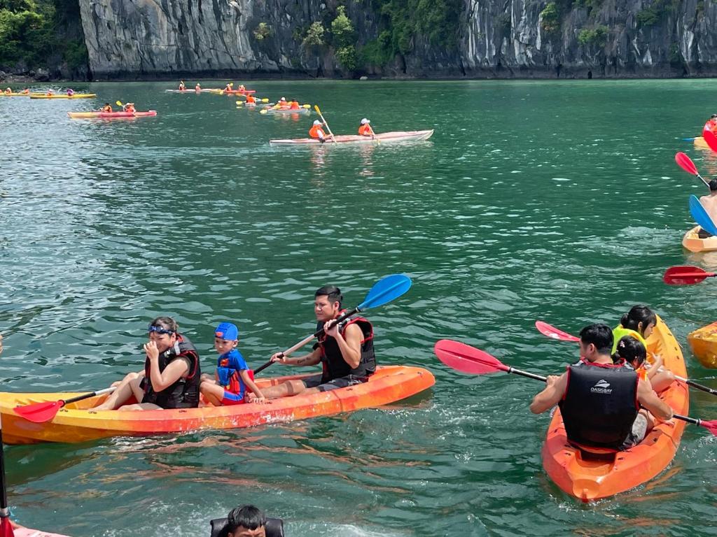 Gia Cat Long Boutique Cat Ba Hotel - 9