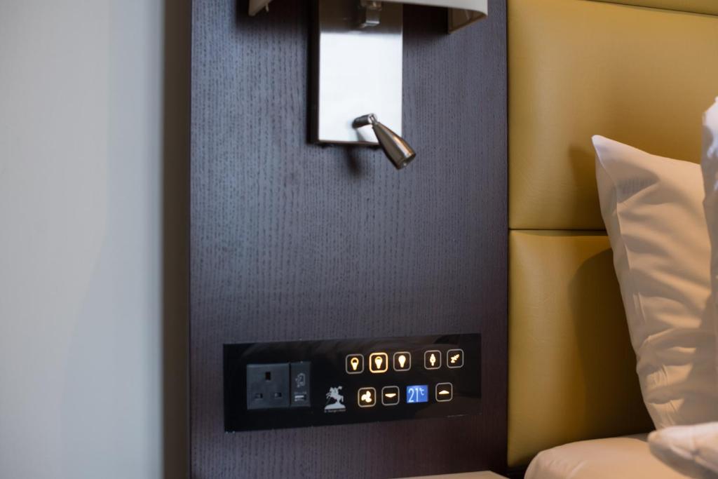 St George's Hotel - Wembley - Resim 20