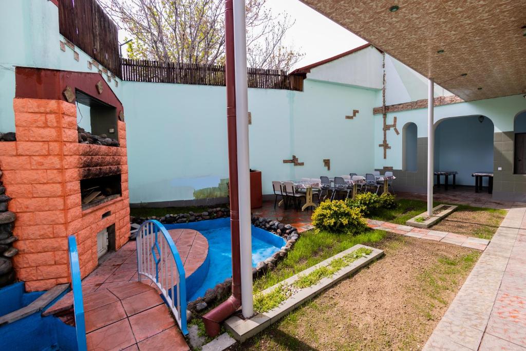 Zahrada ubytování YAN HOTEL