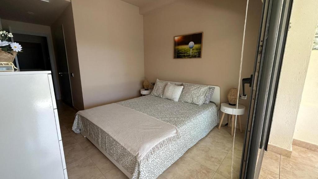 Posteľ alebo postele v izbe v ubytovaní luxury homes apt valle del este resort, vera, garrucha,mojacar