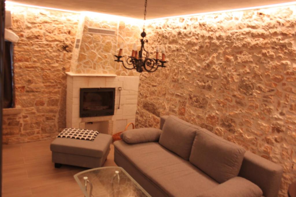 Posezení v ubytování Stone House Istria HRIS 1