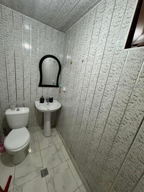 Koupelna v ubytování Ios Guest House