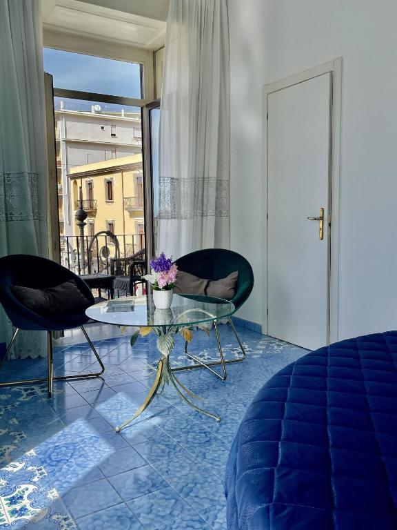 Posezení v ubytování Ambasciata Sorrento Relais