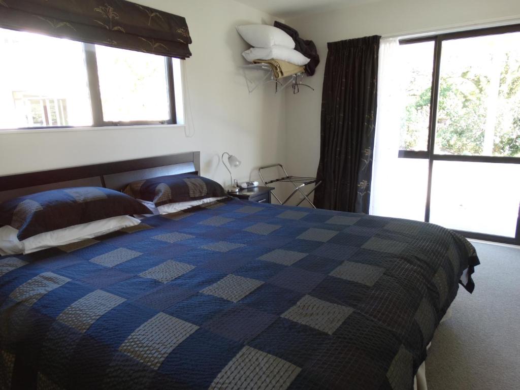 Postel nebo postele na pokoji v ubytování Oak Lodge