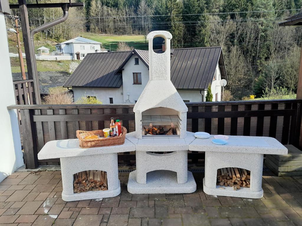 Attrezzature per barbecue disponibili per gli ospiti della casa vacanze