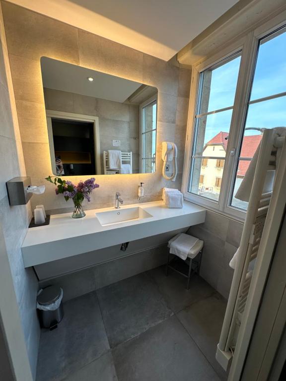 Hotel Au Nid De Cigognes - Habitación Triple