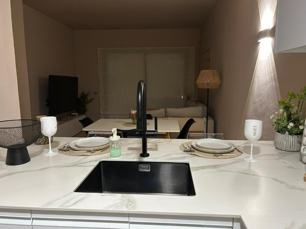 Kuchyňa alebo kuchynka v ubytovaní luxury homes apt valle del este resort, vera, garrucha,mojacar