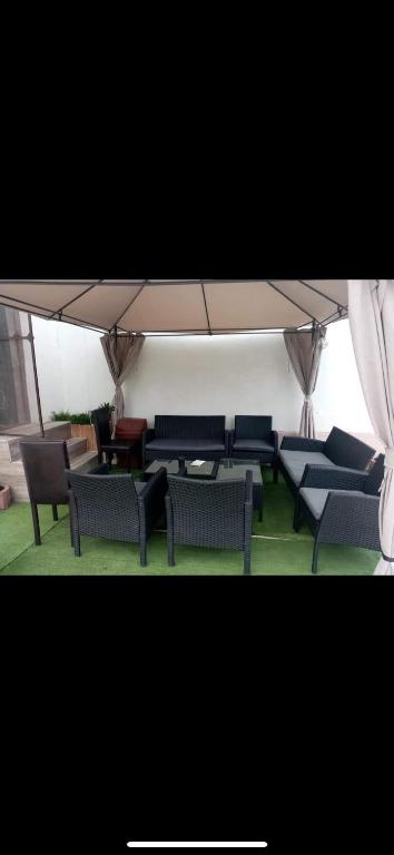Apartament - One-Bedroom Apartment