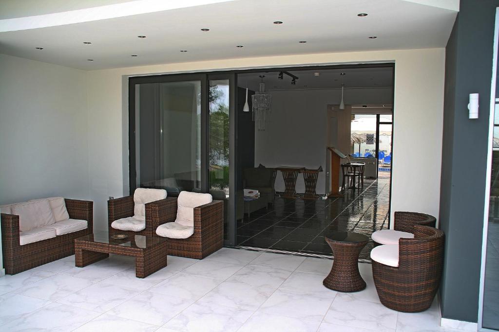 Posezení v ubytování Esperides Hotel