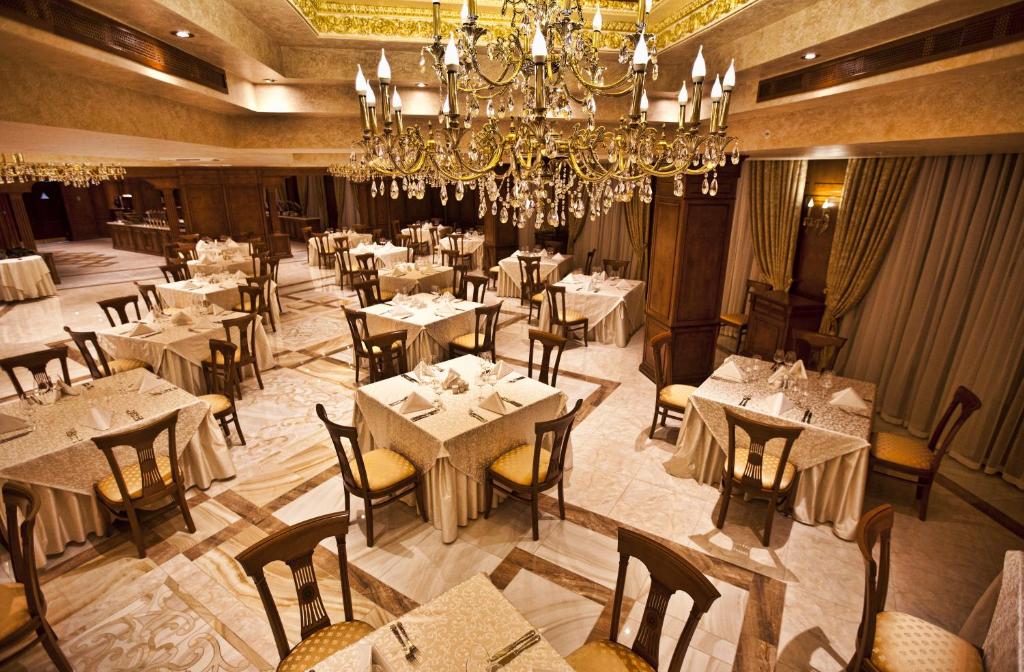 Fotografie z fotogalerie ubytování Multi Grand Pharaon Hotel v Jerevanu
