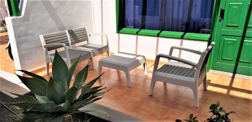Posedenie v ubytovaní Relax Tiñosa ist eine schöne Wohnung in einer sehr ruhigen und sehr gepflegten Anlage mit Gemeinschaftspool in Puerto del Carmen