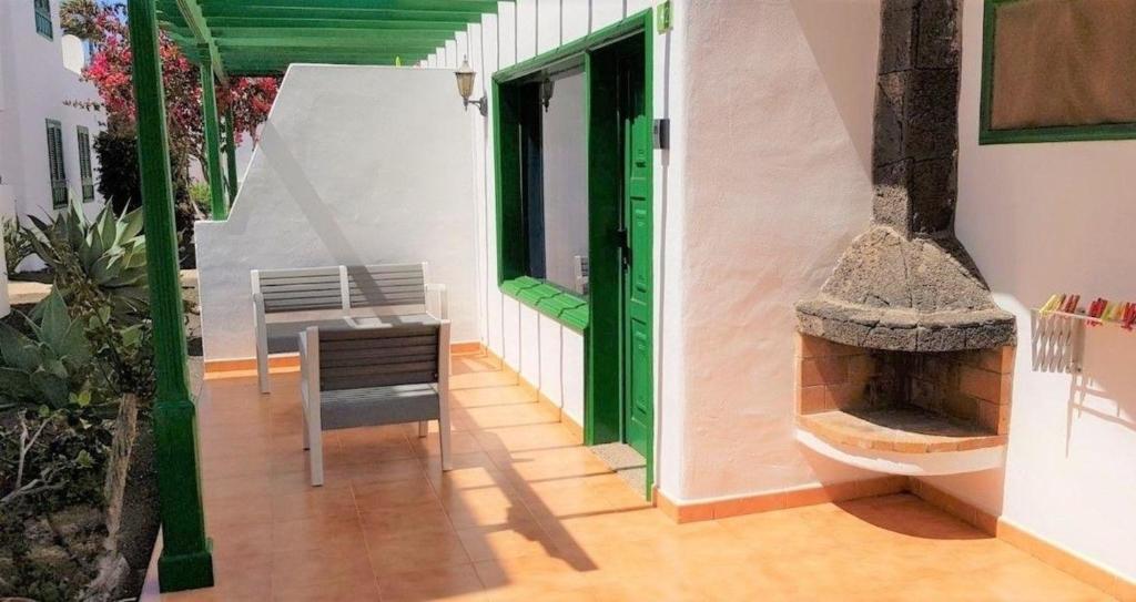 Fotografia z galérie ubytovania Relax Tiñosa ist eine schöne Wohnung in einer sehr ruhigen und sehr gepflegten Anlage mit Gemeinschaftspool in Puerto del Carmen v destinácii Puerto del Carmen