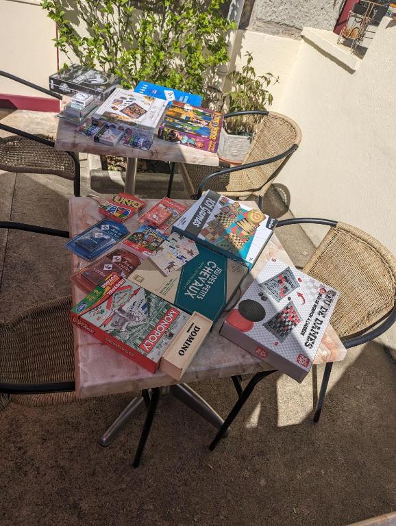 Fotografie z fotogalerie ubytování Auberge Des Pins v destinaci Aubenas