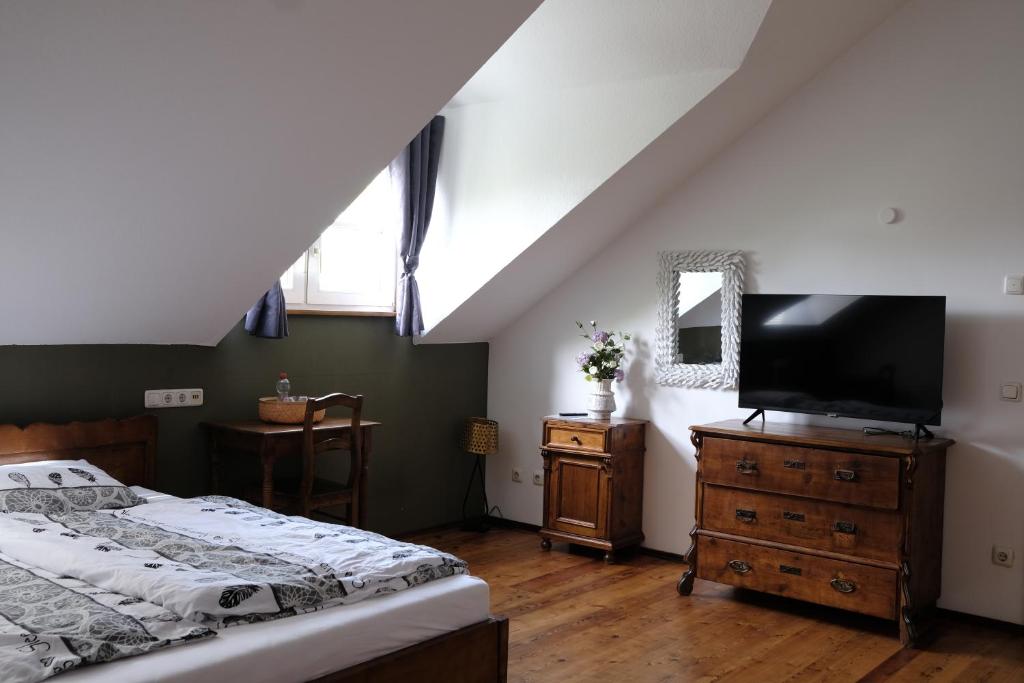 Minjo Hotel - Double Room