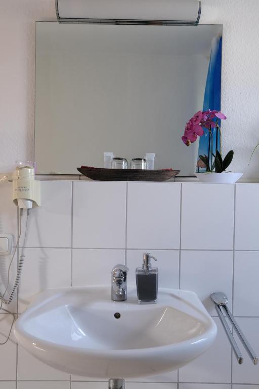 Minjo Hotel - Deluxe Double Room
