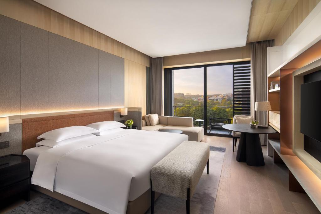 TV a/nebo společenská místnost v ubytování Hyatt Regency Dongguan