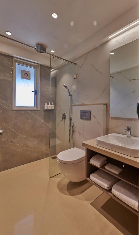 Koupelna v ubytování Regent Hotel Andheri