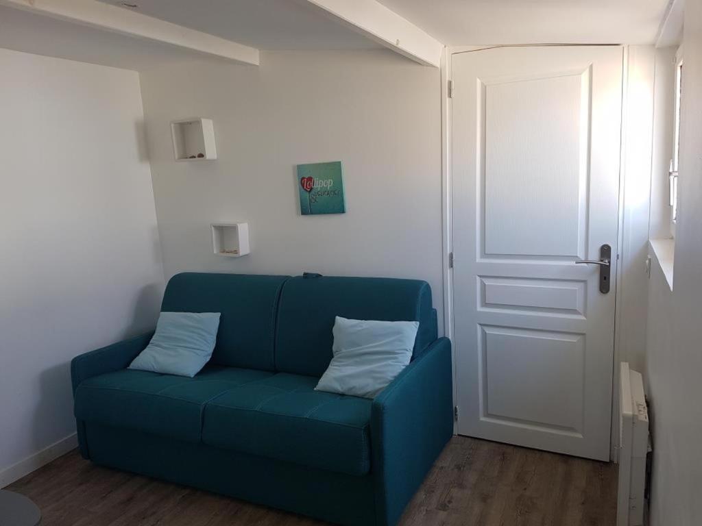 Posedenie v ubytovaní Charmante maisonnette rénovée à Notre-Dame-de-Monts, avec jardin, proche plage – 4 pers, animaux admis - FR-1-540-231