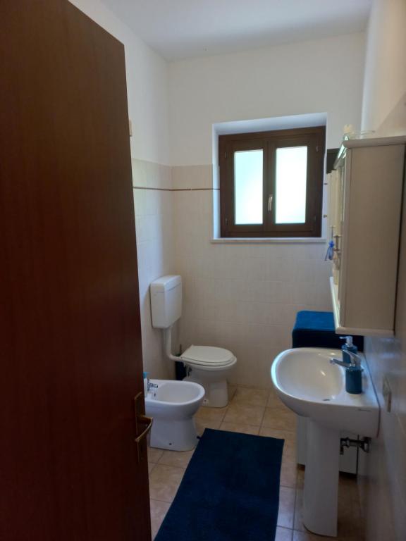 A bathroom at Appartamenti per vacanze Valle Onesta