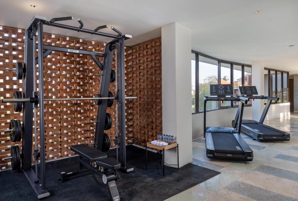 Fitness centrum a/nebo fitness zařízení v ubytování Mokko Suites Batubelig