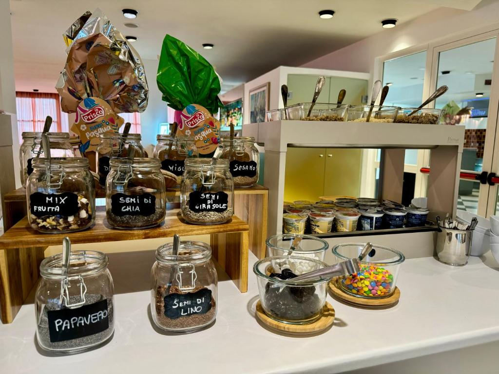 Augustus Hotel Riccione - Resim 22